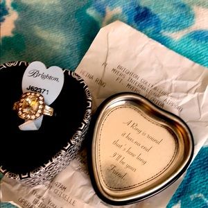 Beautiful Brighton Reina Ring, size 9.